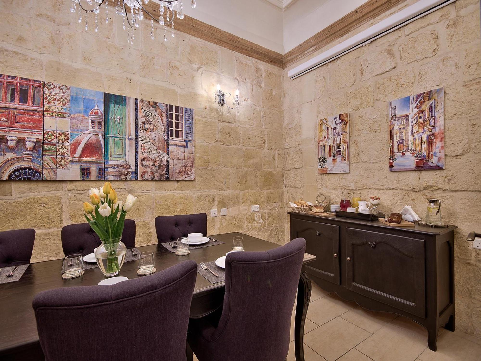 Hotel Julesy'S Bnb Cospicua Zewnętrze zdjęcie