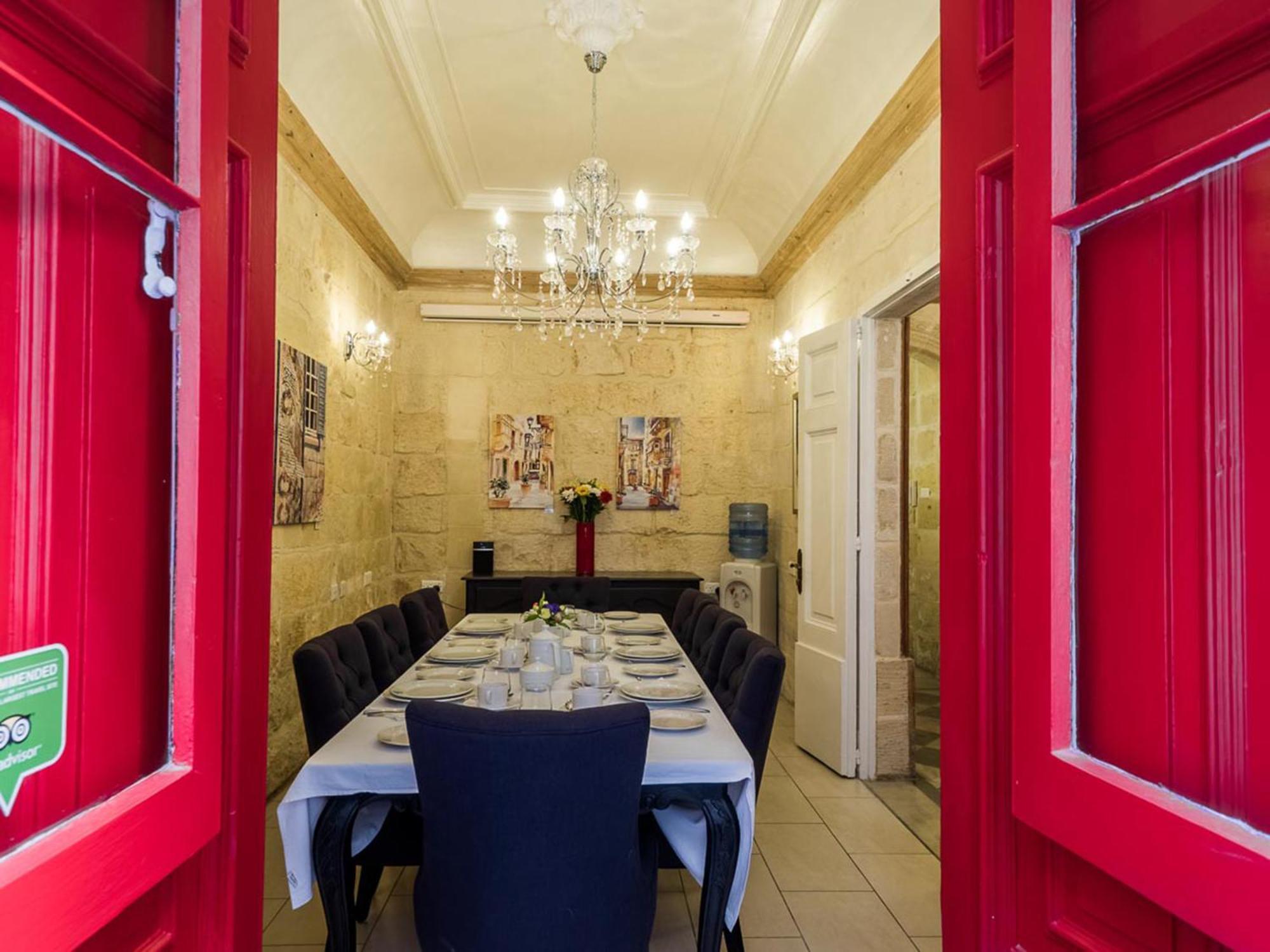 Hotel Julesy'S Bnb Cospicua Zewnętrze zdjęcie